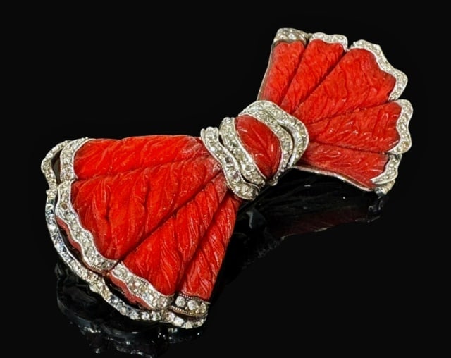Antique 18K Gold Diamond Cinnabar Brooch (1 of 5)