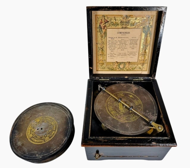 Antique Perforated Disc Music Player, Symphonium (1 of 8)