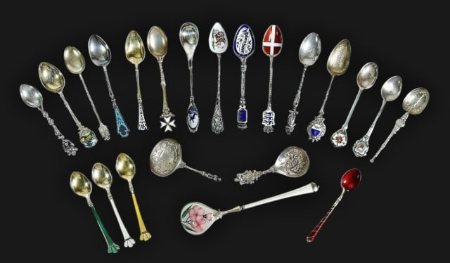 Sterling and Continental Souvenir Spoons (22pc) (1 of 7)