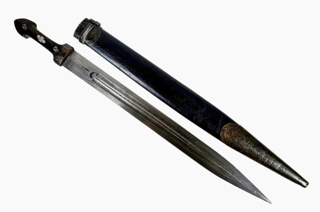 19th C Caucasian Quama Sword (1 of 6)