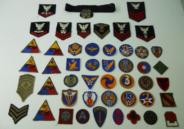 WWII US Cloth Air Force, Navy, Army, Patches (48pc): WWII U.S patches including Army Divisional, Navy Specialist, Navy cap badge, Armored Division, Army Air Forces. Group consists of white back, green back, bullion and felt.