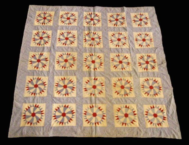 Sawblade Pattern Quilt, Circa 1930's (1 of 7)