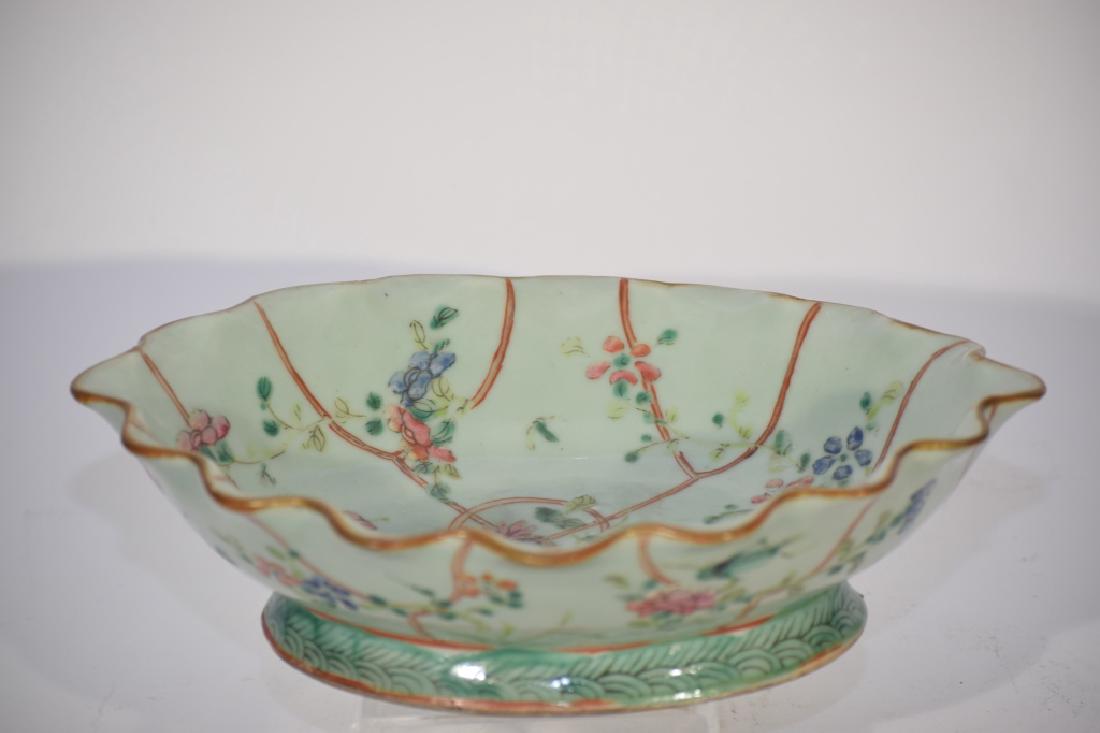 Qing Chinese Pea Glaze Famille Rose Lily Pad Shape Bowl (1 of 5)