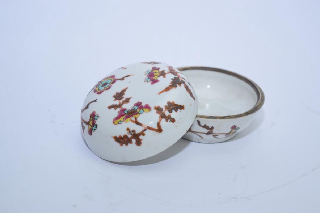 Chinese Famille Rose Stamp Ink Box: Chinese famille rose stamp ink box. 2 1/8in by 3.25in. Age wear.