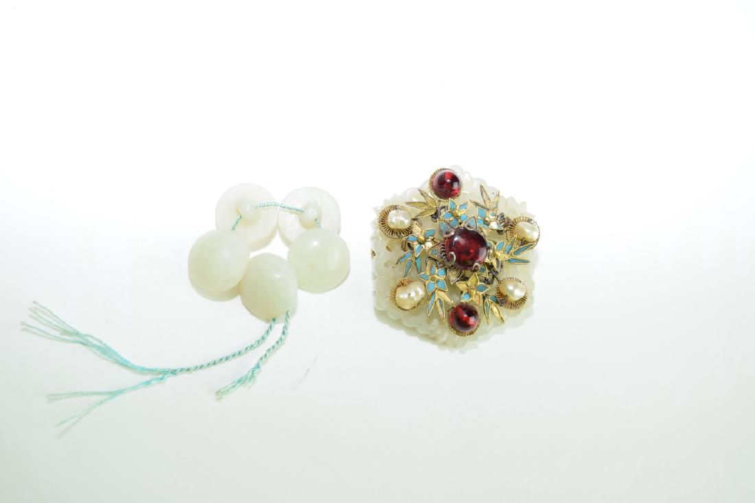 Five Chinese Jade Buttons and Jade Inlaid Brooch (1 of 2)
