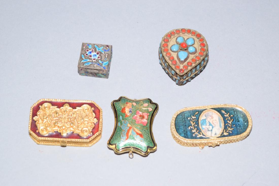Group of Small Decorative Boxes: Group of small decorative boxes.