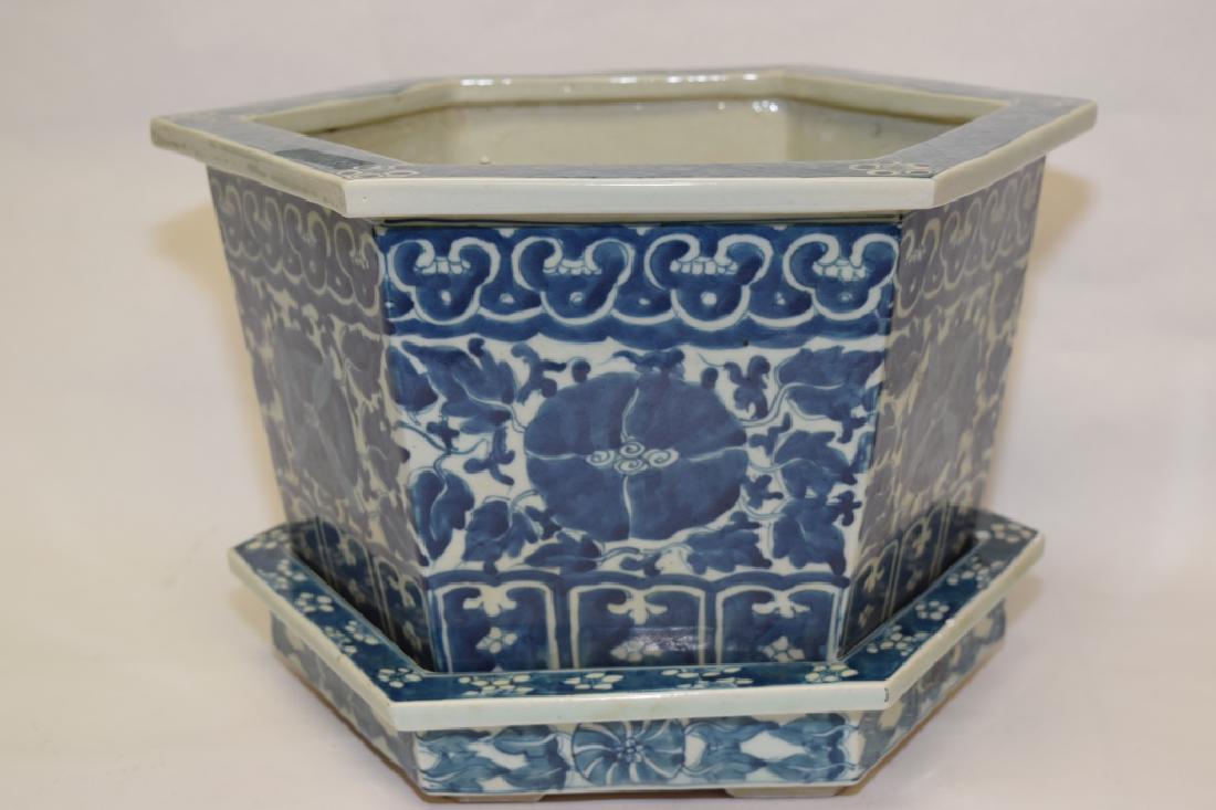 Chinese Blue and White Flower Pot with Plate: Chinese blue and white flower pot with plate. 9.5in by 10.75in. Age wear.