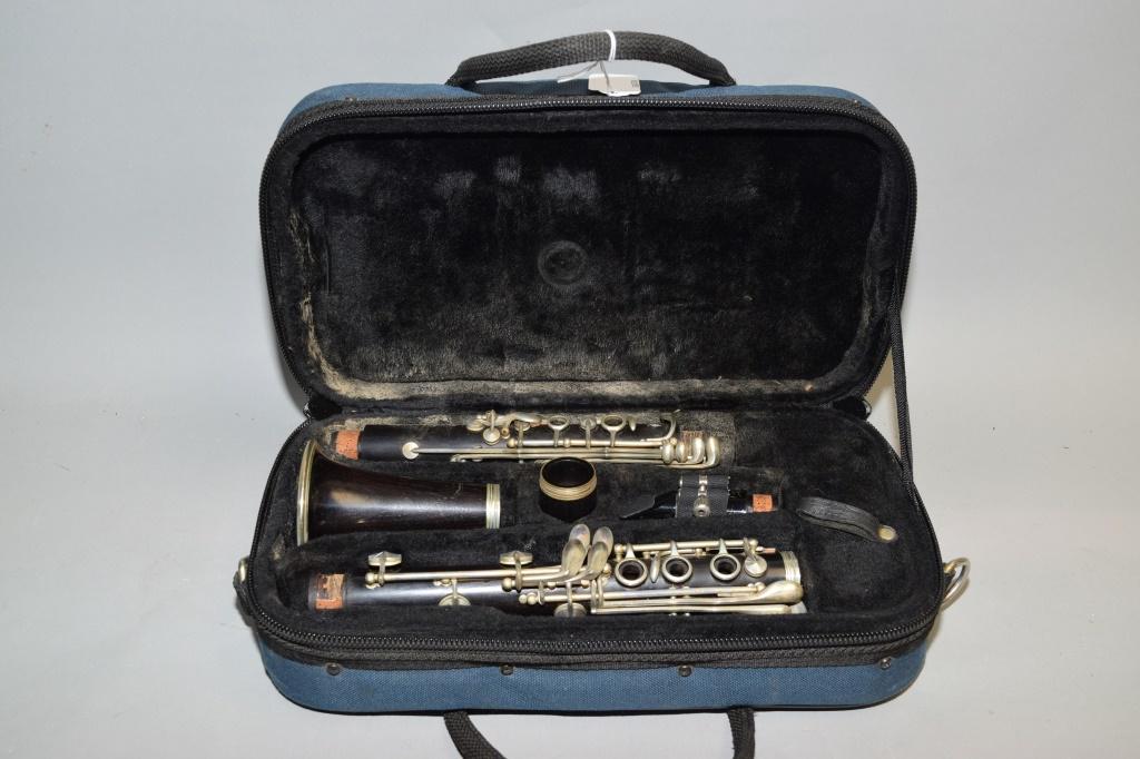 Evette & Schaeffer Clarinet Made By Buffet-Crampon (1 of 5)