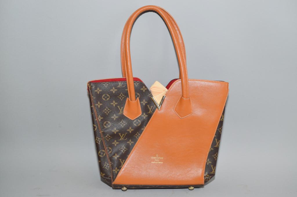 Louis Vuitton Style Shoulder Bag (1 of 3)