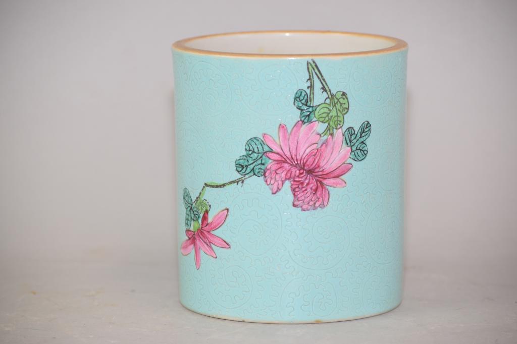 Qing Chinese Turquoise Glaze Famille Rose Brush Pot (1 of 5)