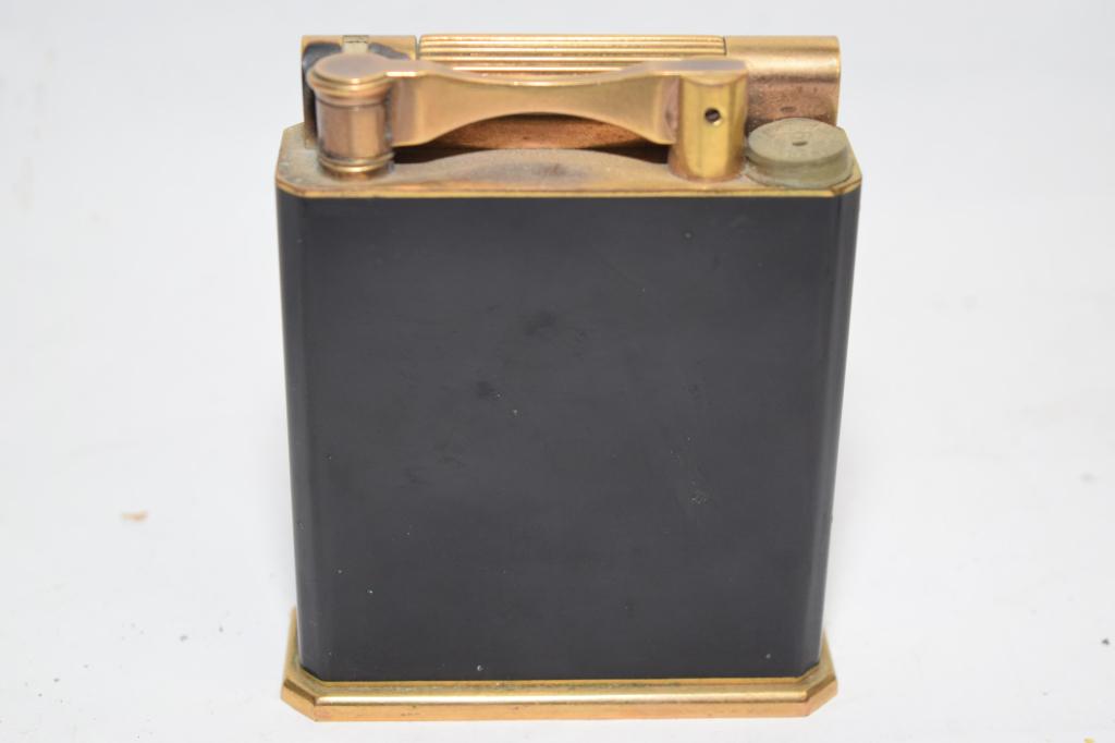 S.T. Dupont, France "Jerobaom" Table Lighter (1 of 4)