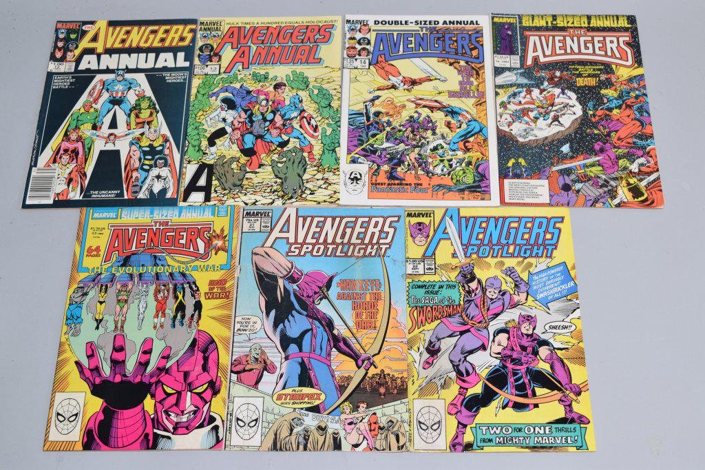 Lot of 7 Vintage MARVEL Comic Books AVENGERS (1 of 4)