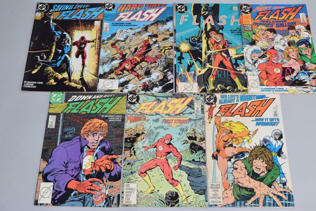 Lot of 7 Vintage DC Comic Books FLASH (1 of 4)