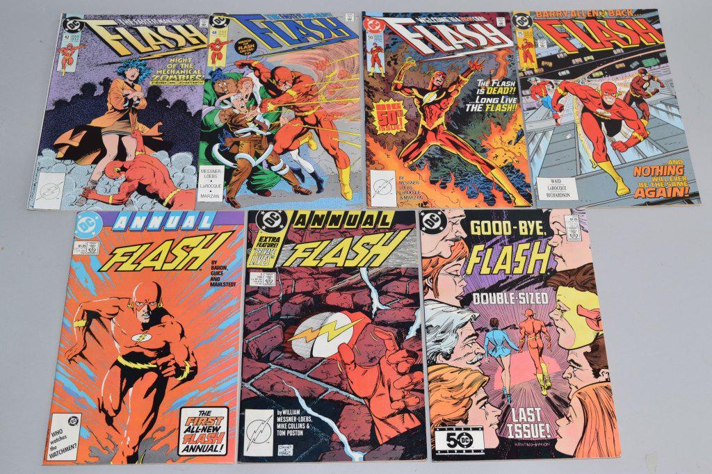 Lot of 7 Vintage DC Comic Books FLASH (1 of 4)