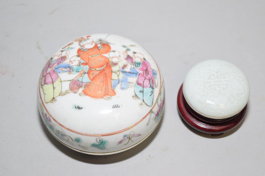 Two Late Qing Chinese Porcelain Seal Ink Box (1 of 3)