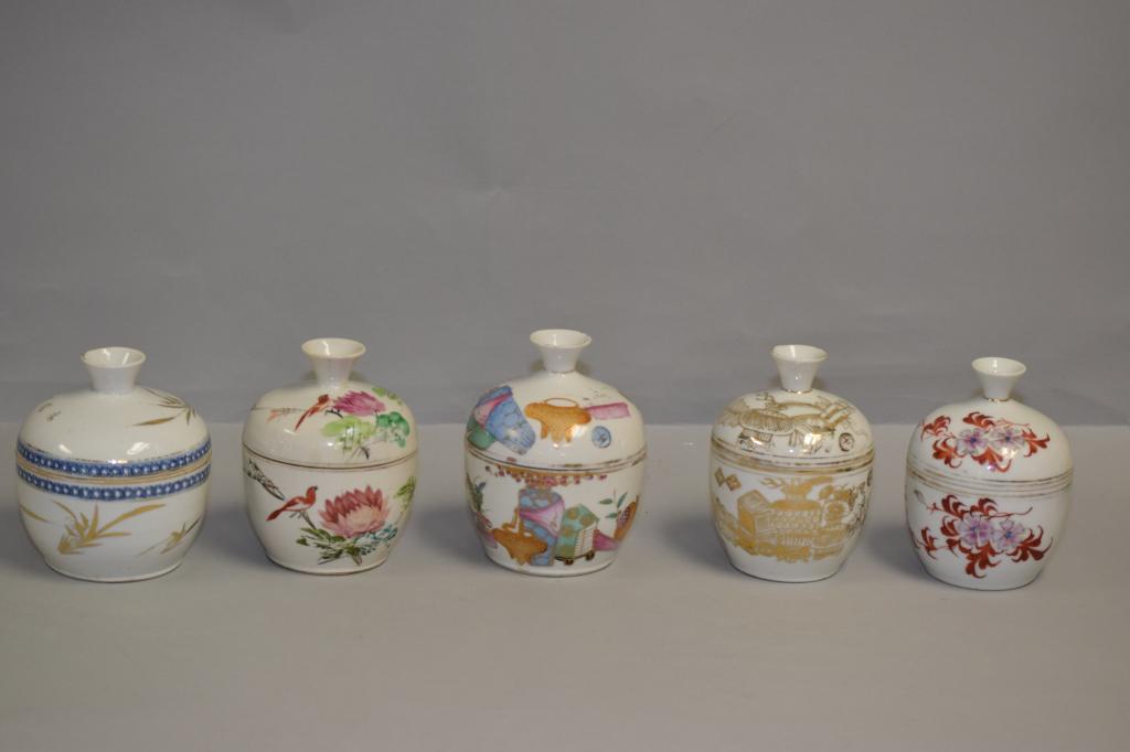 Five 19-20th C. Chinese Porcelain Covered Bowls (1 of 8)