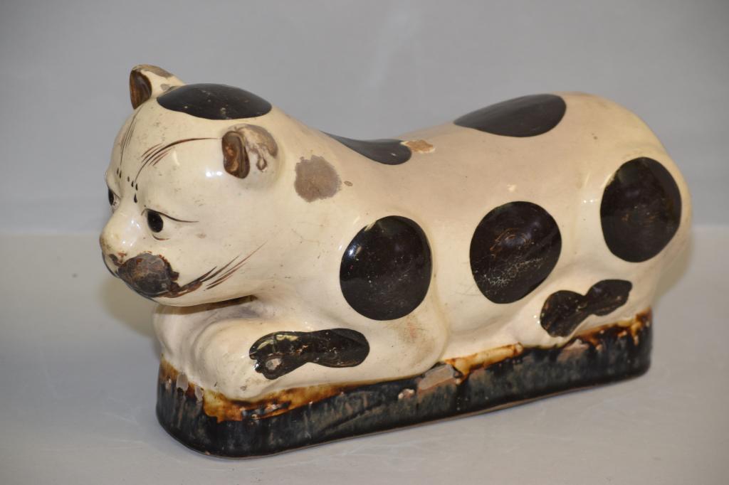 Qing Chinese CiZhou Porcelain Cat Pillow: Qing Chinese cizhou porcelain cat pillow. 13.75in.