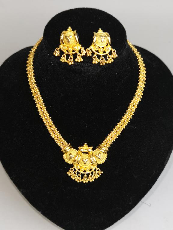 Vintage Costume Jewelry Set (1 of 1)