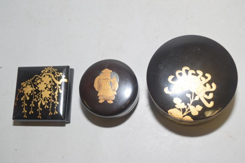 Three Japanese Lacquer Maki-e Boxes (1 of 4)
