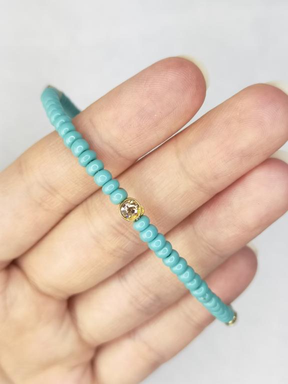 Costume Blue Bead Bracelet (1 of 2)