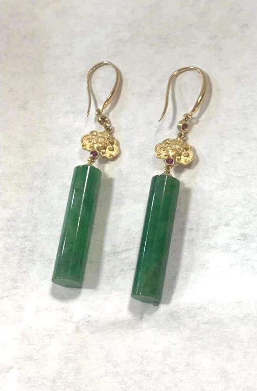 Pair of 18K Gold Unmarked Jadeite Earrings (1 of 5)