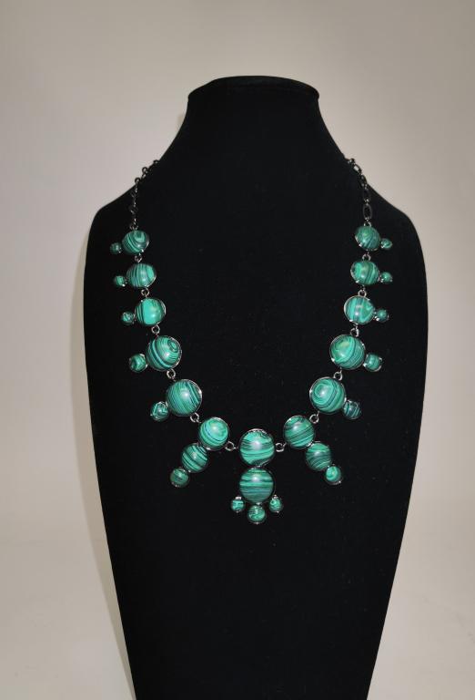 Malachite Costume Necklace: Malachite Costume Necklace, 18in