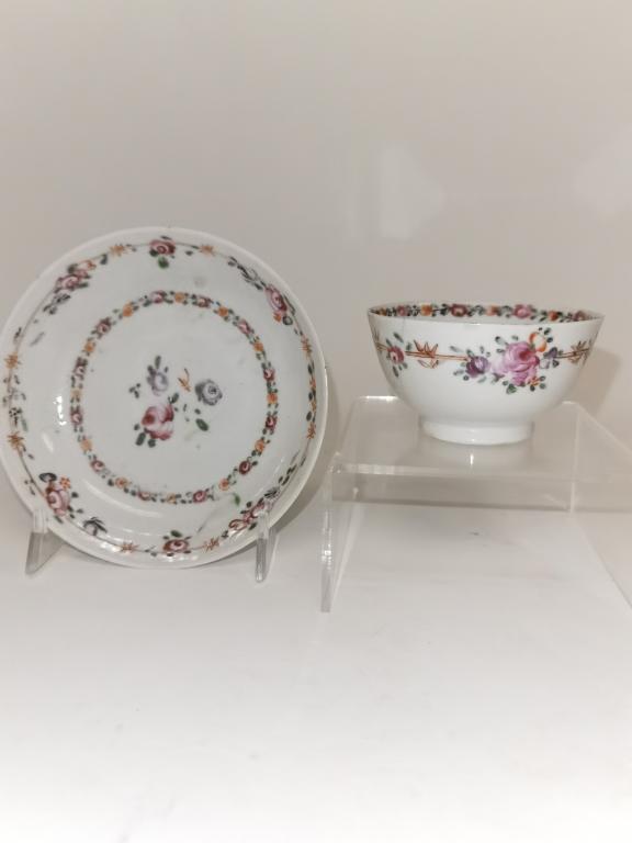 18th C. Chinese Export Porcelain Famille Rose Cup (1 of 2)