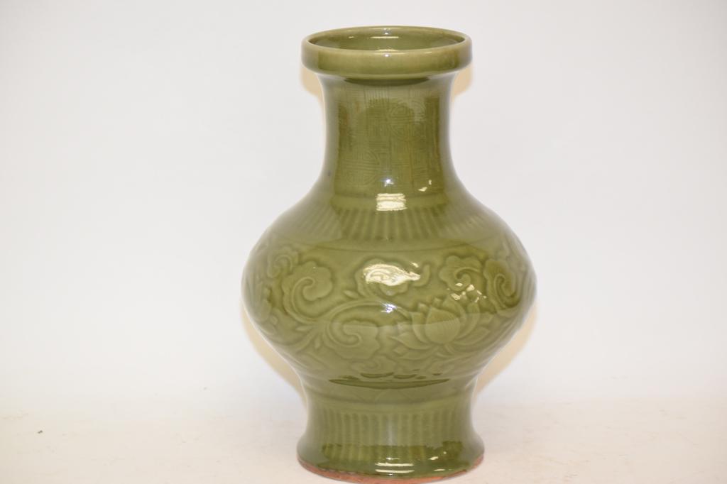 Qing Chinese Porcelain Faux YaoZhou Glaze Vase (1 of 4)