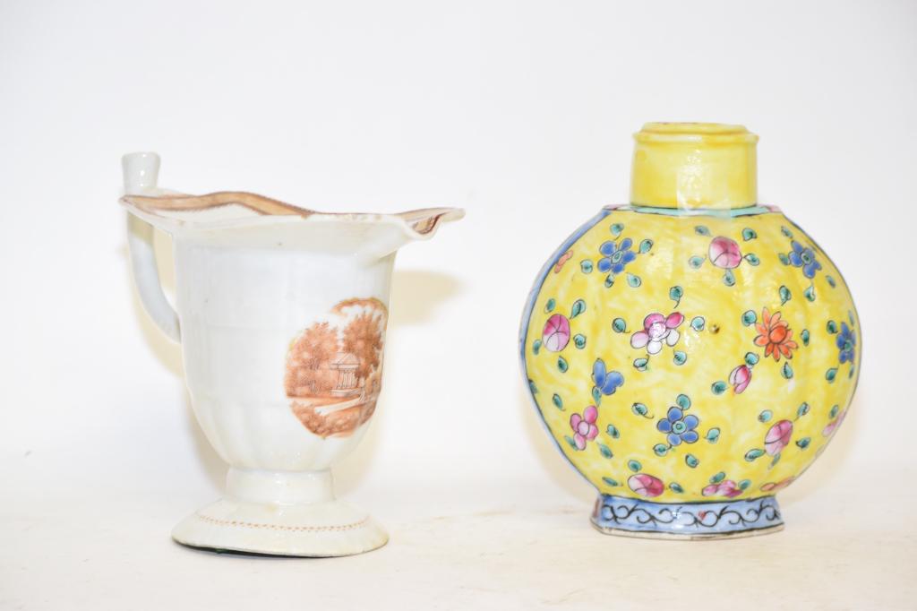 Two 18-19th C. Chinese Porcelain Export Tea Wares (1 of 7)