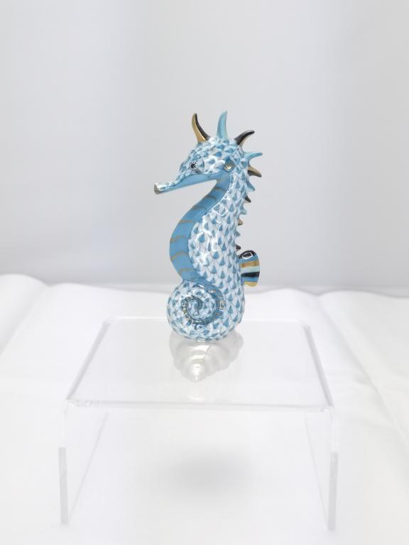 Herend Hungary Porcelain Hand Painted Blue Sea Horse: Herend Hungary porcelain hand painted blue sea horse, 4in