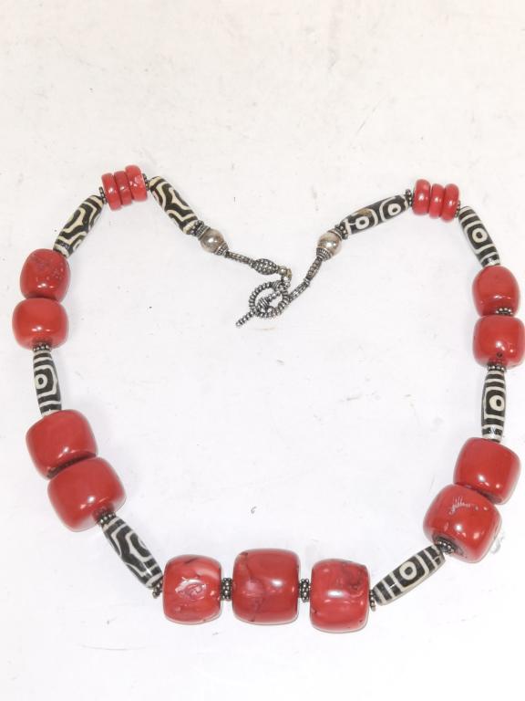 Chinese Red Coral and Tianzhu Necklace: Chinese Red Coral and Tianzhu Necklace, 11.5in