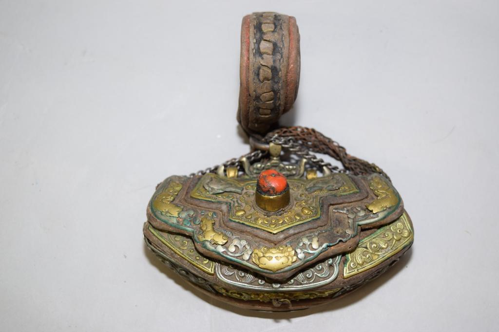 19th C. Chinese Tibetan Coral Inlay Brass Pouch: 19th C. Chinese Tibetan coral inlay brass pouch, 5in