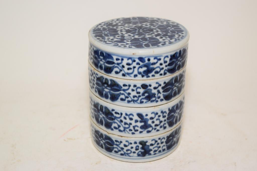 18-19th C. Chinese Porcelain B&W Snack Box (1 of 3)