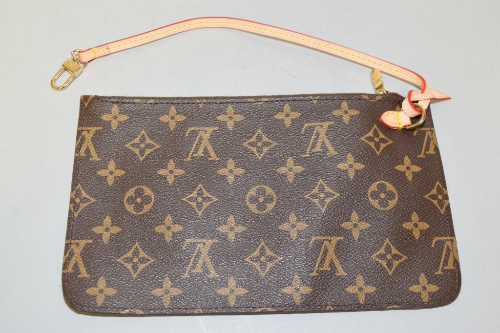 Louis Vuitton Neverfull Inside Pouch (1 of 4)