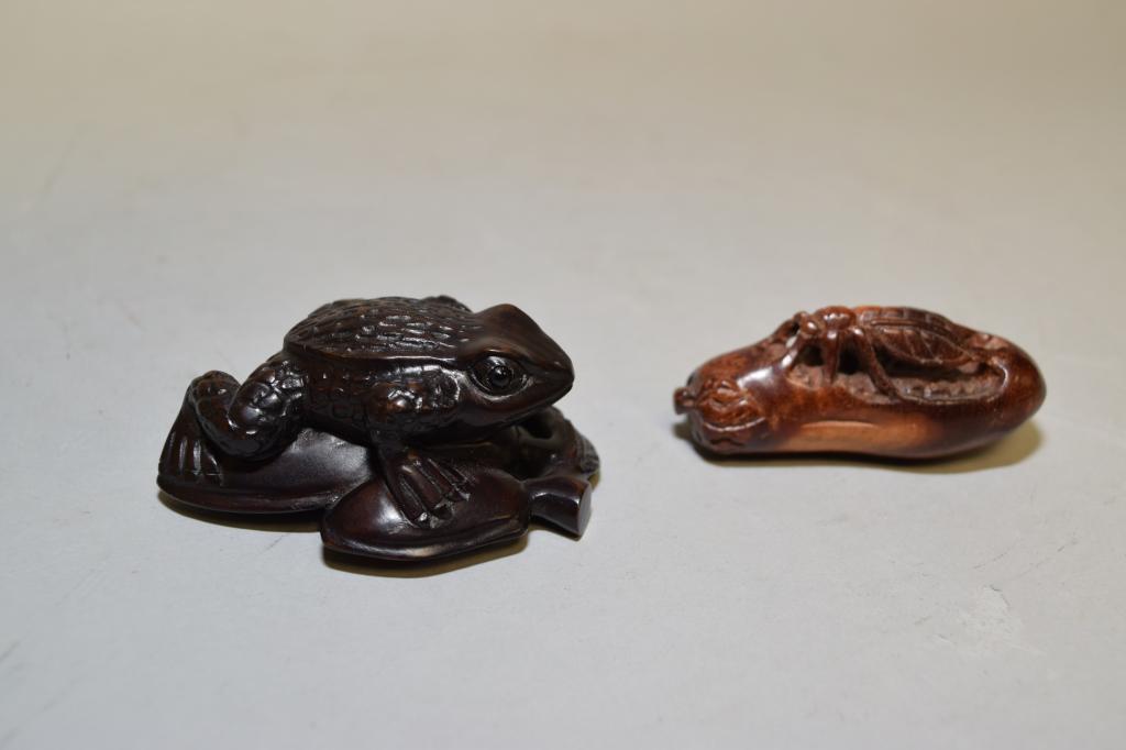 Two Japanese Wood Carved Netsuke (1 of 6)