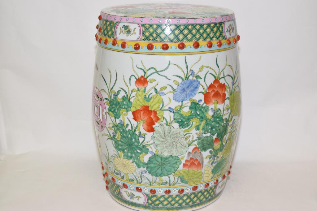 Chinese Porcelain Famille Rose Garden Seat: Chinese porcelain famille rose garden seat, 18in