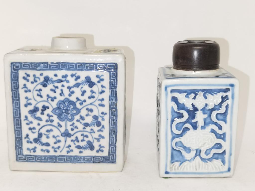 Two Qing Chinese Porcelain B&W Tea Caddies (1 of 9)