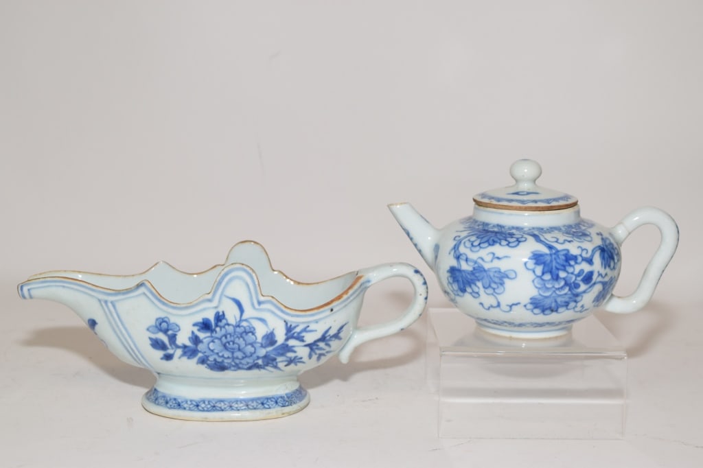 (2) 18-19th C. Chinese Porcelain B&W Tea Wares (1 of 4)