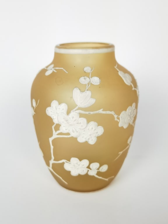 Thomas Webb Cameo Yellow Glass Vase: Thomas Webb cameo yellow vase, unmarked, 5.25in