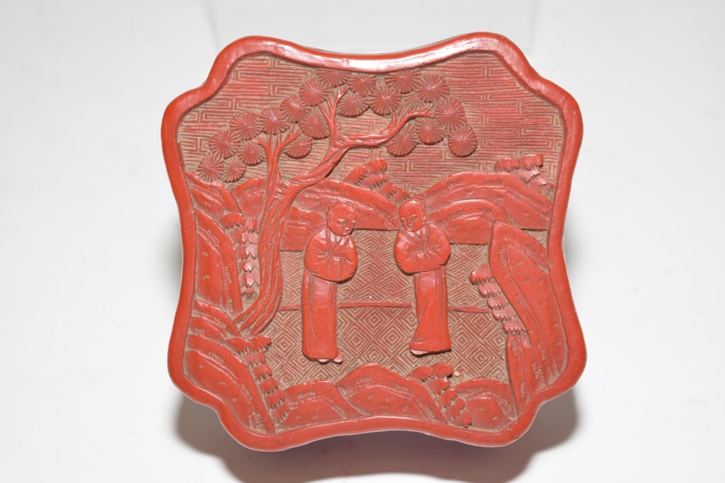 Qing Chinese Cinnabar Carved Lobed Box (1 of 5)