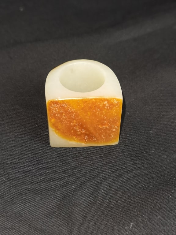 Qing Chinese White Jade Carved Archer's Ring (1 of 4)