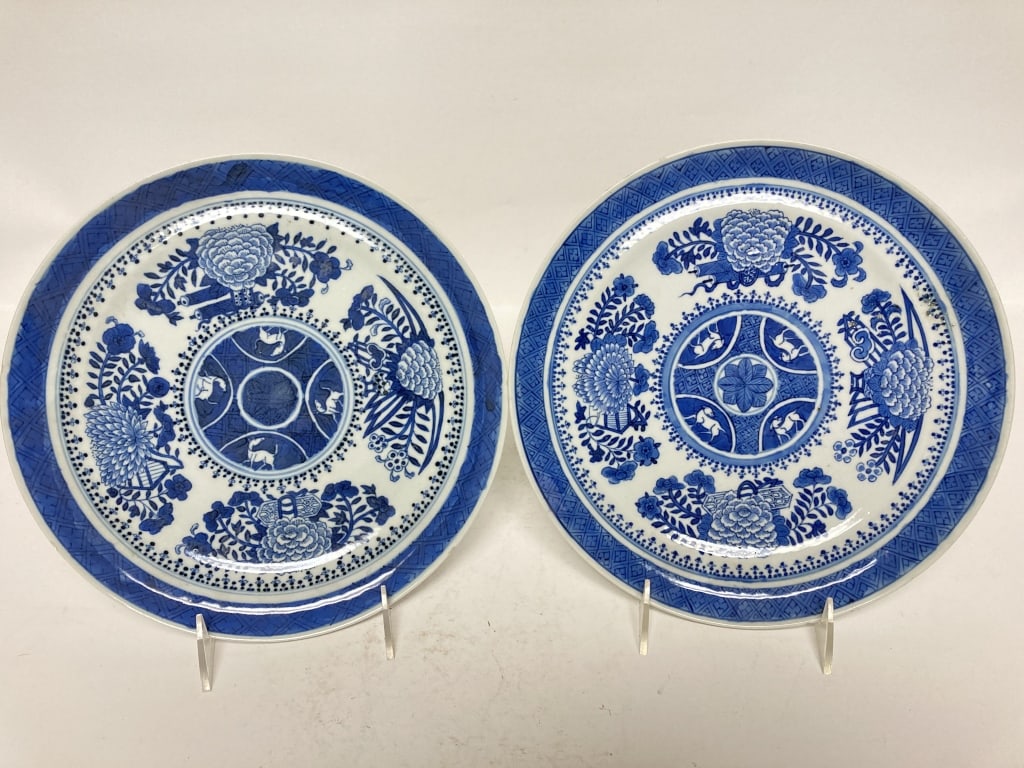 (2) 19-20th C. Chinese Export Porcelain B&W Plates (1 of 3)