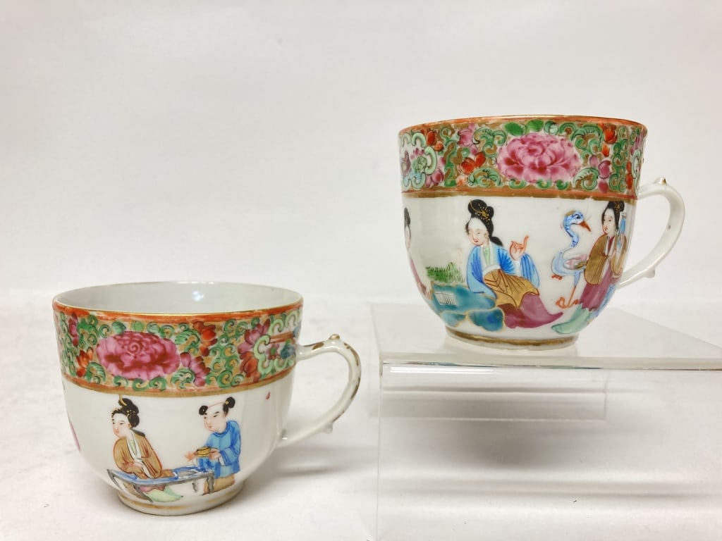 Pr. of Qing Chinese Export Porcelain Famille Rose (1 of 5)
