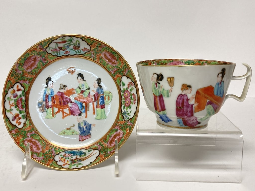 Qing Chinese Export Porcelain Famille Rose Tea Cup (1 of 11)