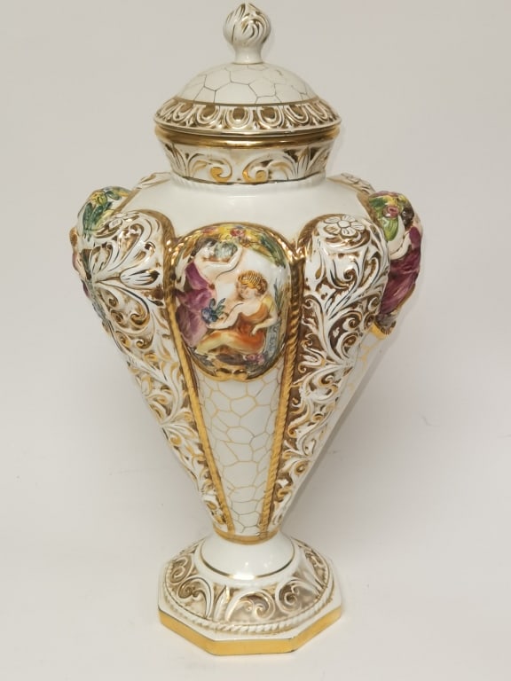 Otco Capodimonte Porcelain Covered Vase (1 of 9)