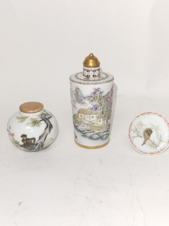 (3) Chinese Porcelain Famille Rose Snuff Bottles/Dish: (3) Chinese Porcelain Famille Rose Snuff Bottles/Dish, 3in