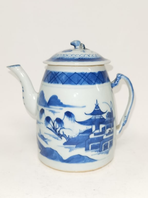 18-19th C. Chinese Export Porccelain B&W Teapot (1 of 6)