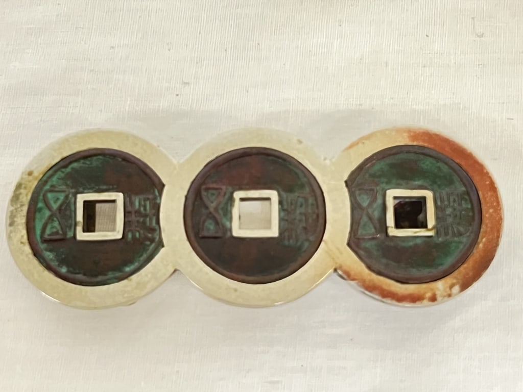 19th C. Chinese Han Bronze Coin Inlay White Copper Belt Buckle: 19th C. Chinese Han Bronze Coin Inlay White Copper Belt Buckle, 3 5/8in
