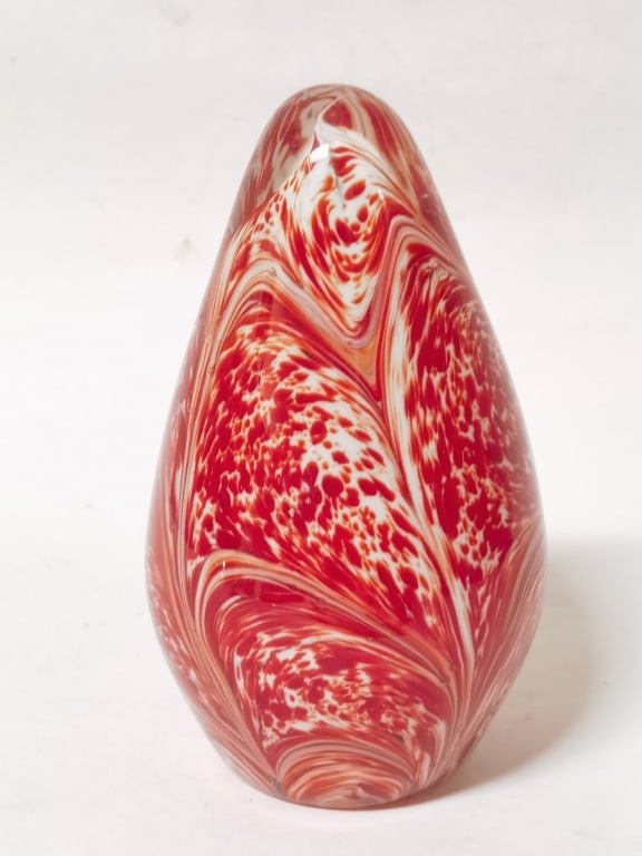 Large Vintage Murano Italy Red/White Glass Paperweight: Large Vintage Murano Italy Red/White Glass Paperweight, 7.5in