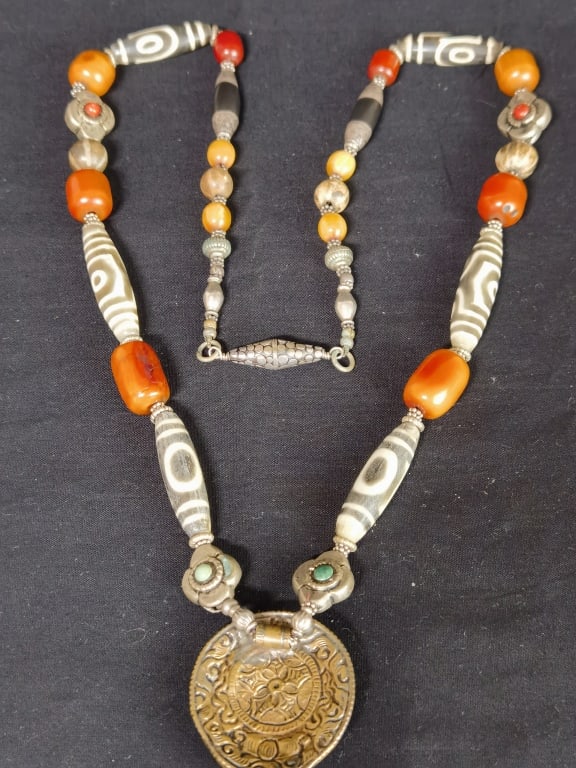 Chinese Tibetan TianZhu, Silver Necklace: Chinese Tibetan TianZhu, Silver Necklace, 19in